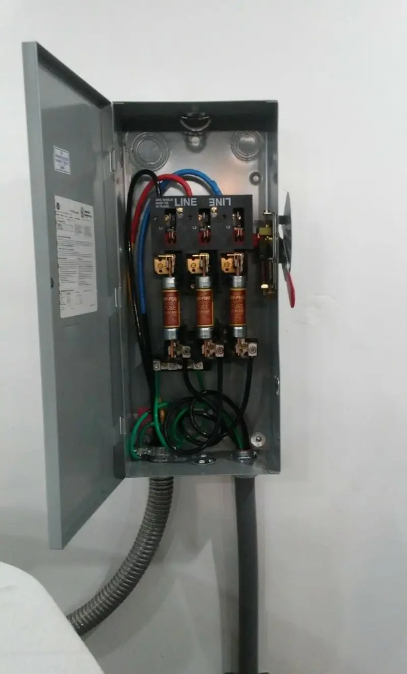 Three-phase disconnect switch installed for Electrical Wiring & Rewiring in Arnold